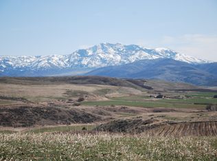 8517 S Horizon Dr, Paradise, UT 84328