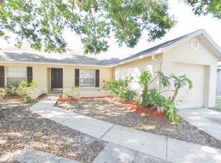 1918 Cuttybay Ct, Oldsmar, FL 34677