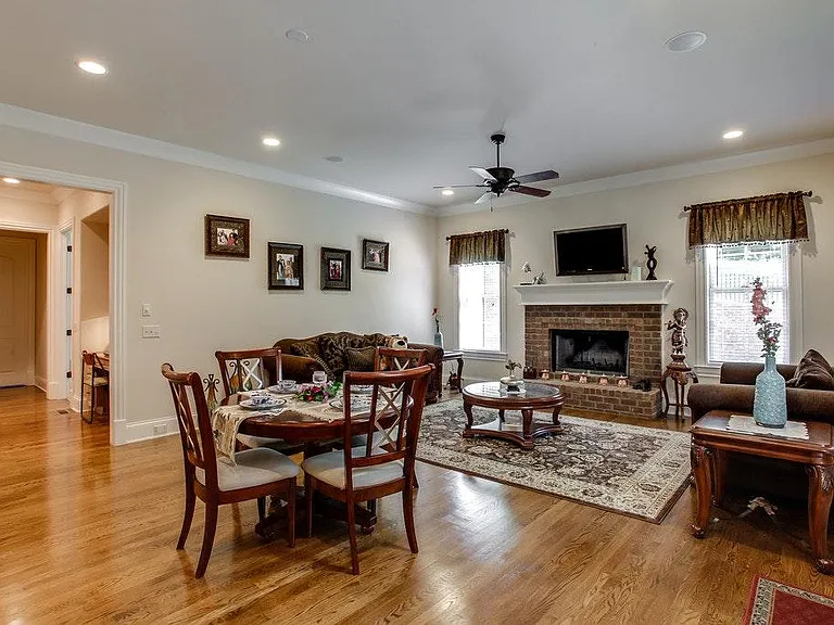 7 Crooked Stick Ln — Photo 4