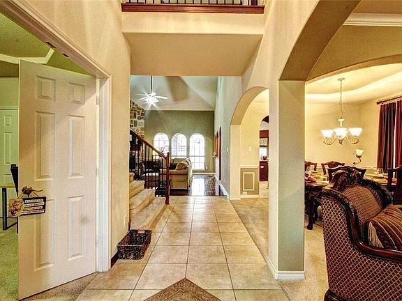 5th image of 2557 Indian Hills Dr
