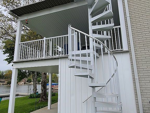 5th image of 1204 Arrowhead Dr