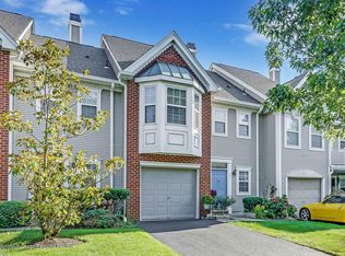 15 Fox Meadow Ln, Holmdel, NJ 07733