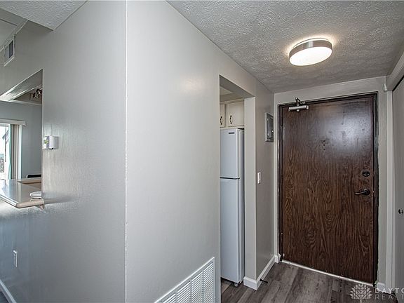 2nd image of 1116 Eagle Feather Cir APT F