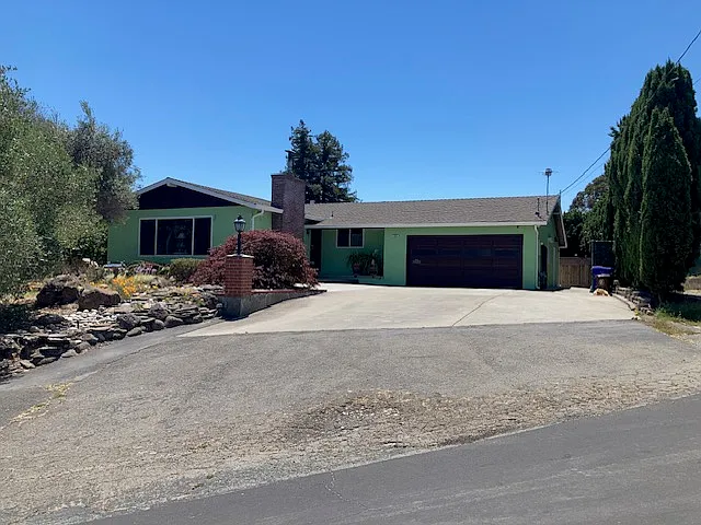 525 Rincon Rd #B — Photo 17