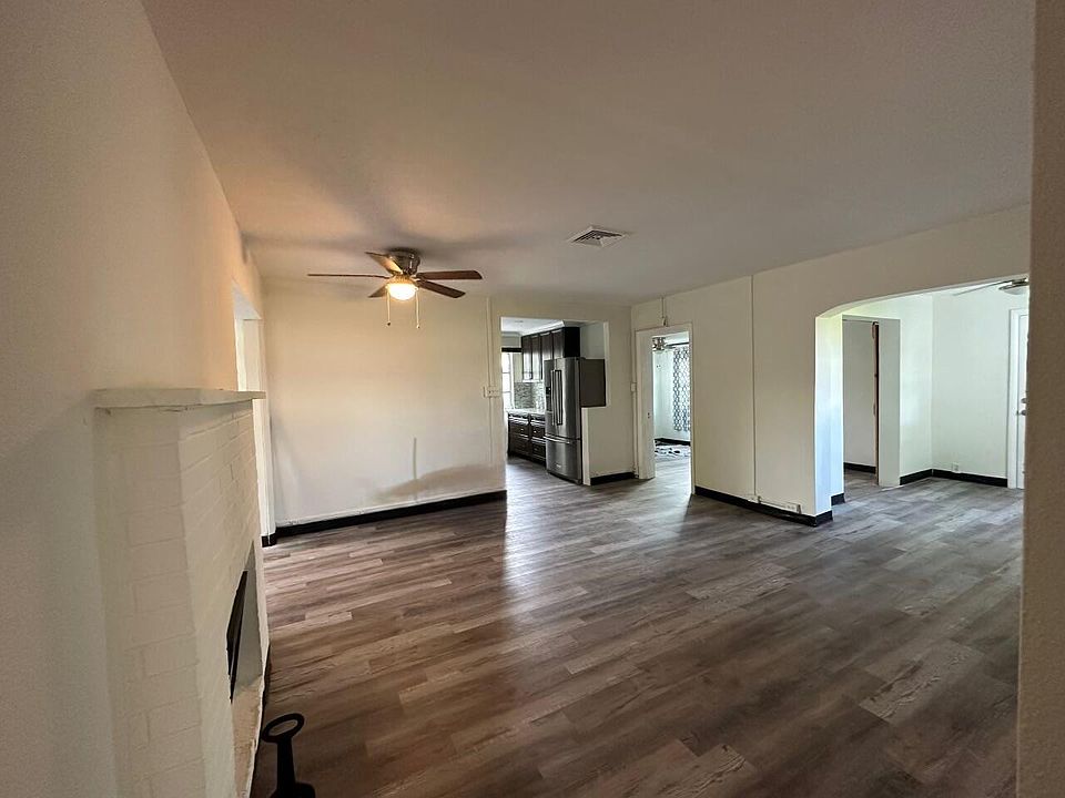 1st image of 84 E North Shore Avenue