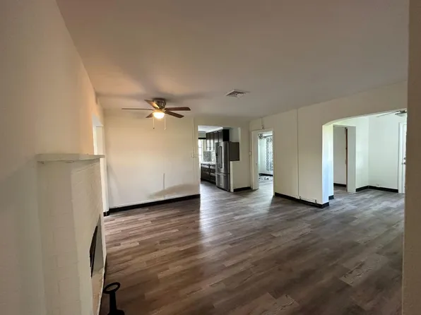 84 E North Shore Avenue, North Fort Myers, FL 33917