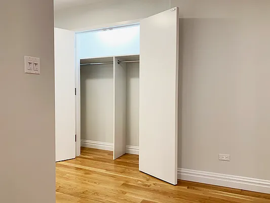 Rented by Stonehenge NYC LLC | media 4