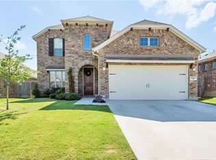 5909 Black Bass Dr, Fort Worth, TX 76179