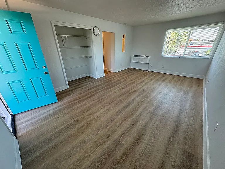1st image of 5915 Gibson Blvd SE #220