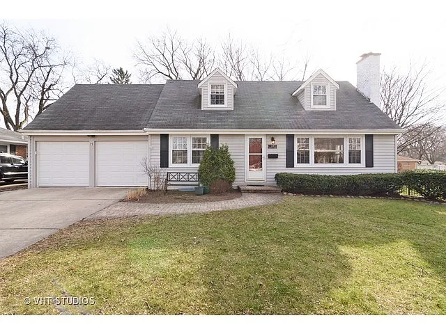 15 N Kennicott Ave photo 1