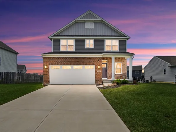 320 Chevington Chase, Tipp City, OH 45371