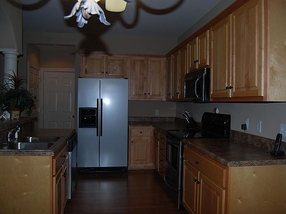 Kitchen with Maple Cabinets