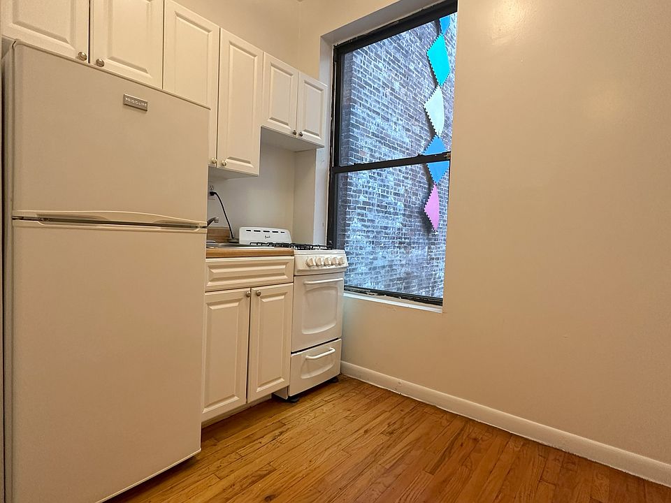 1st image of 418 W 56th St #2R