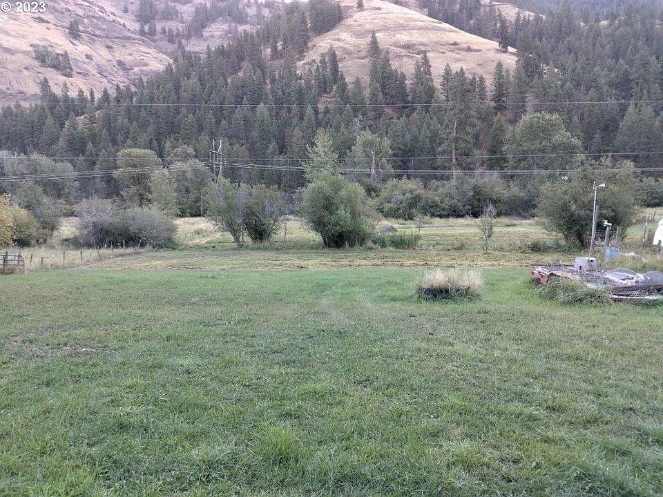 2nd image of Upper Imnaha Rd