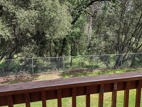 5th image of 2649 Woodridge Ct #1