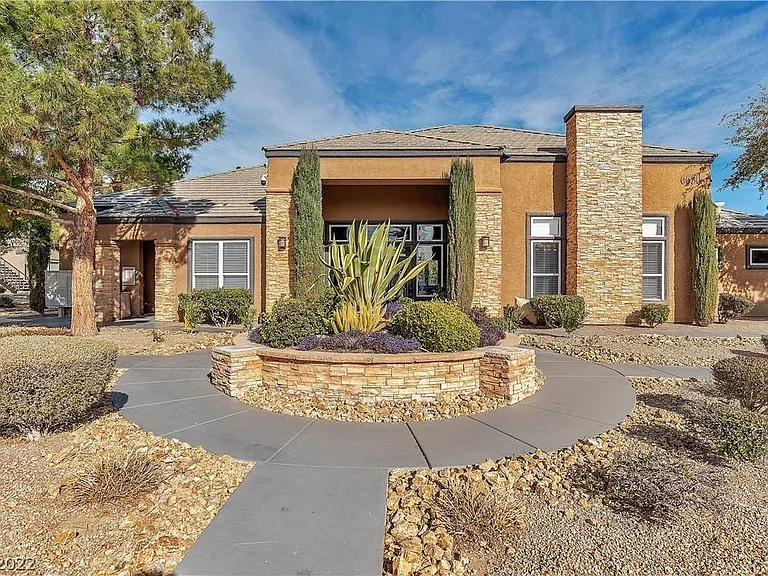 6650 W Warm Springs Rd #B — Photo 21