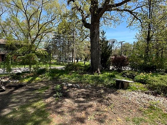 4th image of 24062 N Overhill Dr