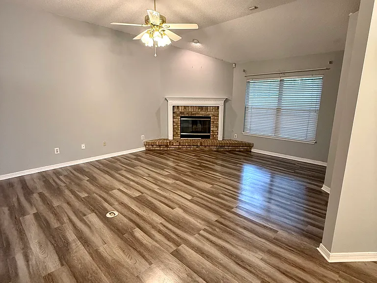 4066 Bald Eagle Ln — Photo 4