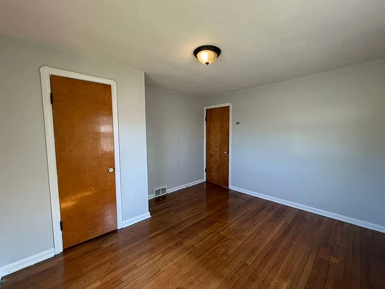 1482 Dille Rd #2 — Photo 2