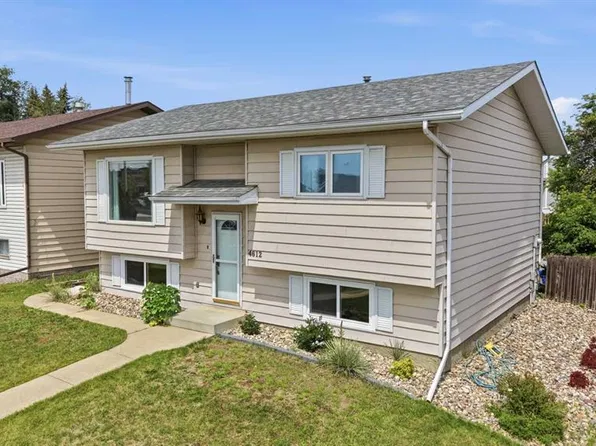 4612 S Womacks Rd, Blackfalds, AB T4M 0L6