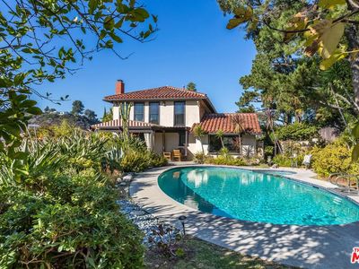 10825 Savona Rd, Los Angeles, CA, 90077