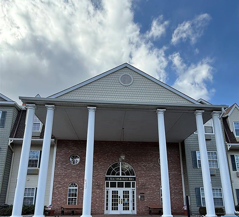 1st image of 5301 Richmond Rd