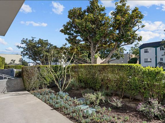 3rd image of 1433 14th St #3