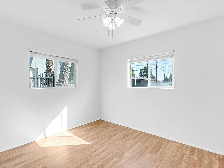 7100 Fulton Ave — Photo 15