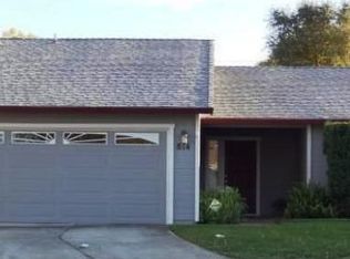 814 Sun Ray Ct, Rio Linda, CA 95673