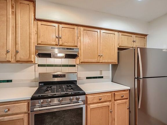 5th image of 5679 138th Street Ct