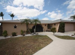 5736 Flamingo Dr, Cape Coral, FL 33904