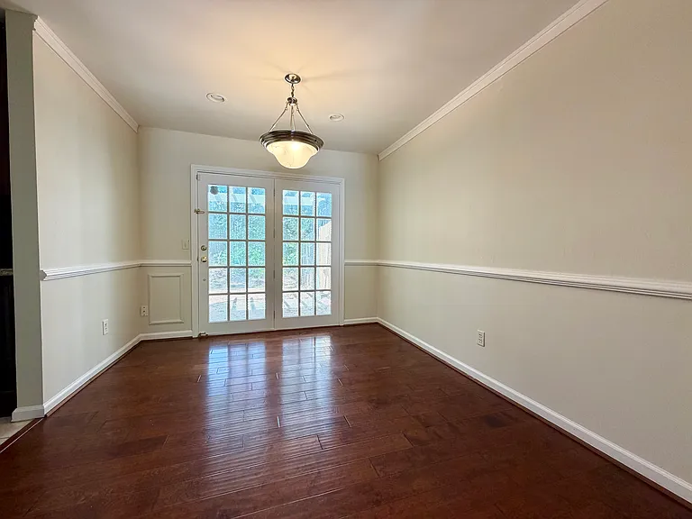 1455 Springleaf Cir SE — Photo 4