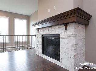 2844 Hawks Ridge Ln, Marion, IA 52302