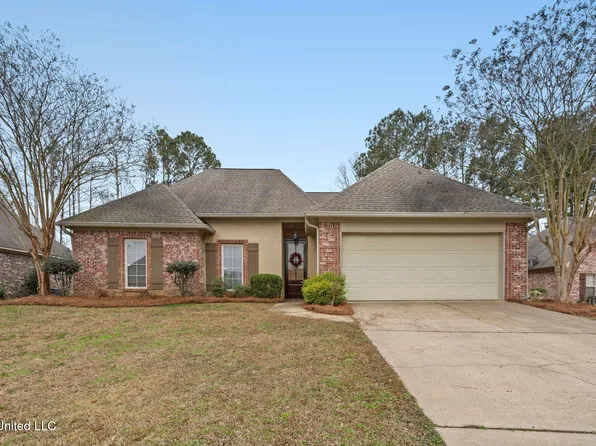 107 Kings Ln, Canton, MS 39046