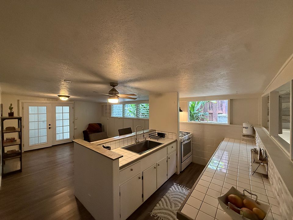 1st image of 76-196 Royal Poinciana Dr