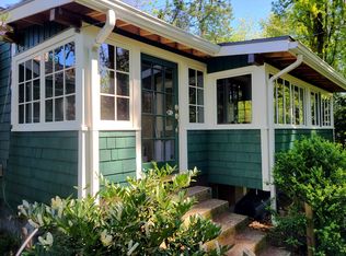 8520 192nd St, Surrey, BC V4N5W4