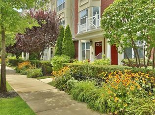 24 Harbor Pointe Dr, Haverstraw, NY 10927