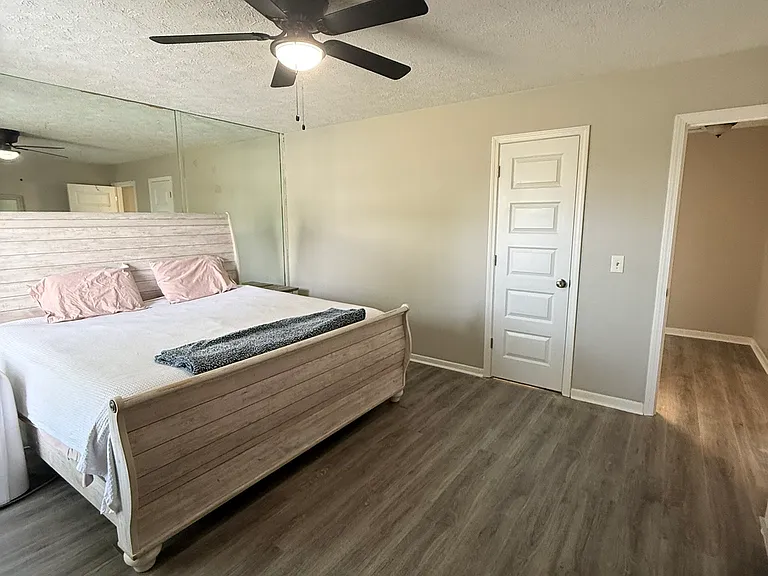 6221 Hibiscus Ave — Photo 12