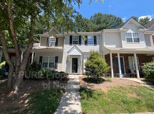 4157 Birch Leaf Ct, Charlotte, NC 28215