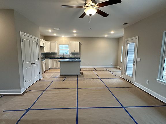 4th image of 2711 Gertie Dr Lot 32