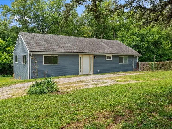 344 Clark Rd, Excelsior Springs, MO 64024