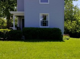 1153 Groesbeck Rd, Cincinnati, OH 45224