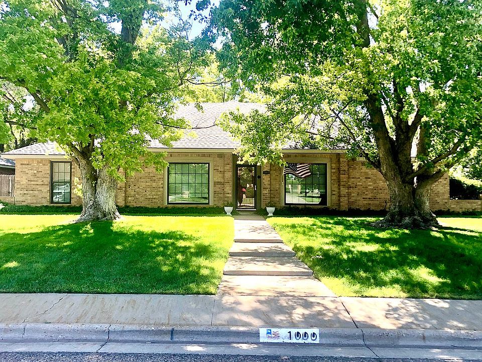 1st image of 1000 Bennett Dr