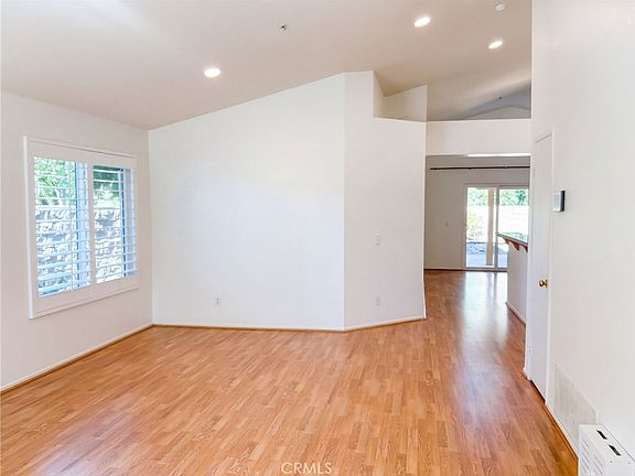 3rd image of 7776 Somerset Ln