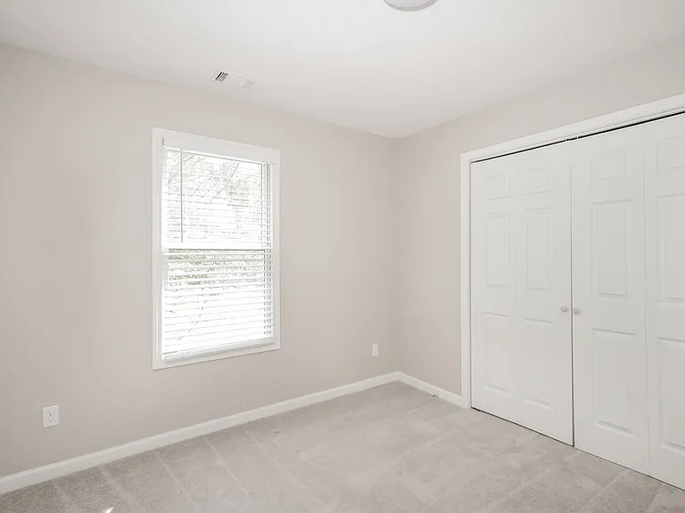 254 Hillandale Dr — Photo 12
