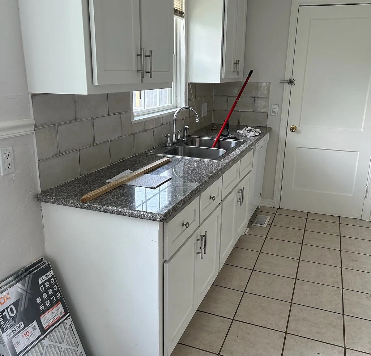 2 bed, 900 sqft, $1,000 — Photo 4