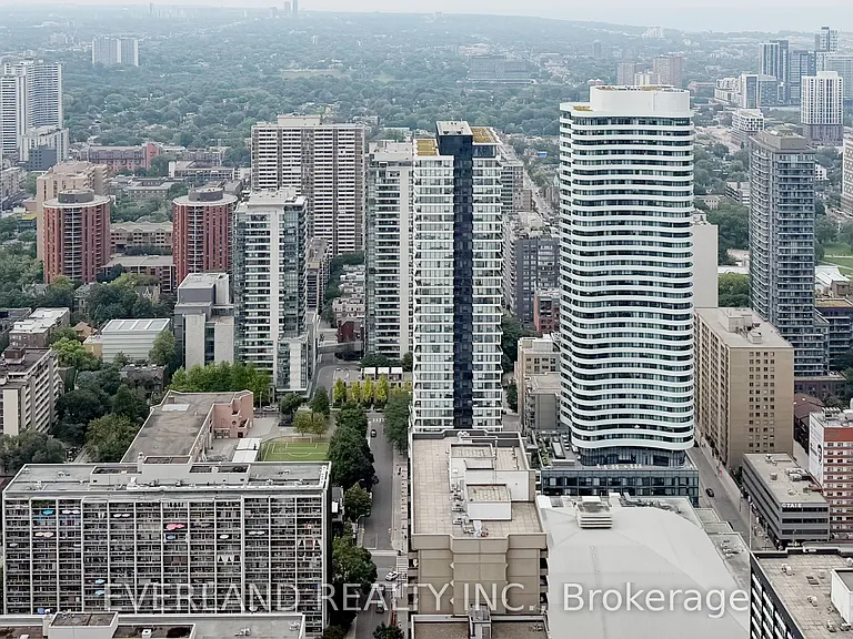 7 Grenville St #5706 — Photo 5