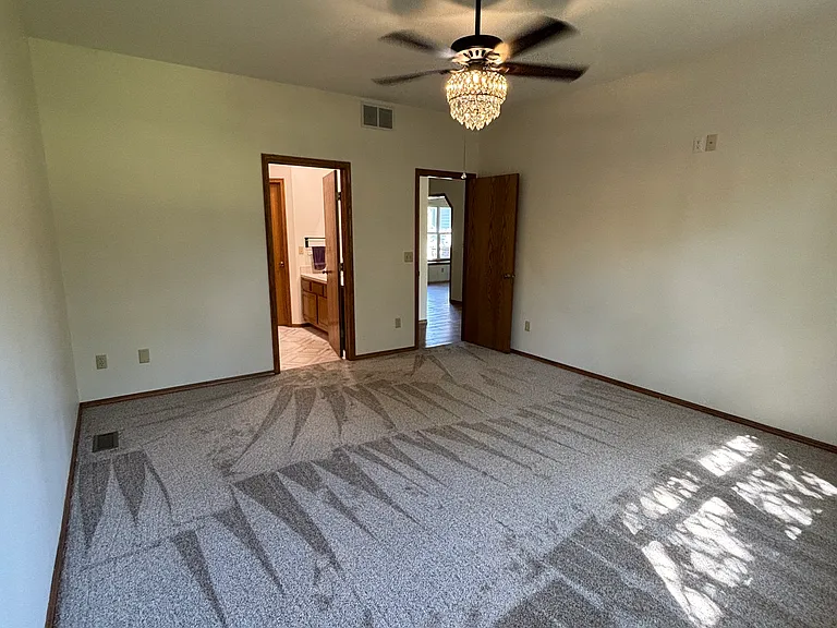 4172 N Oliver St — Photo 18