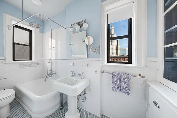 Sold by Compass | media 29