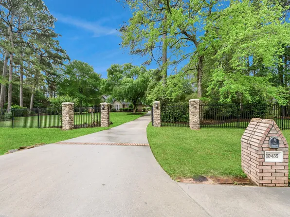 10435 Crestwater Cir, Magnolia, TX 77354